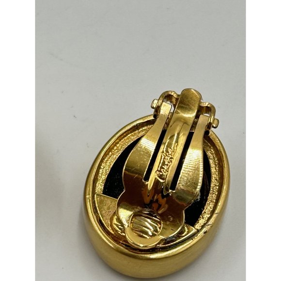 Signed CAROLEE Black Glass Matte Gold Tone Clips Statement Earrings Oval Shaped - Picture 8 of 9